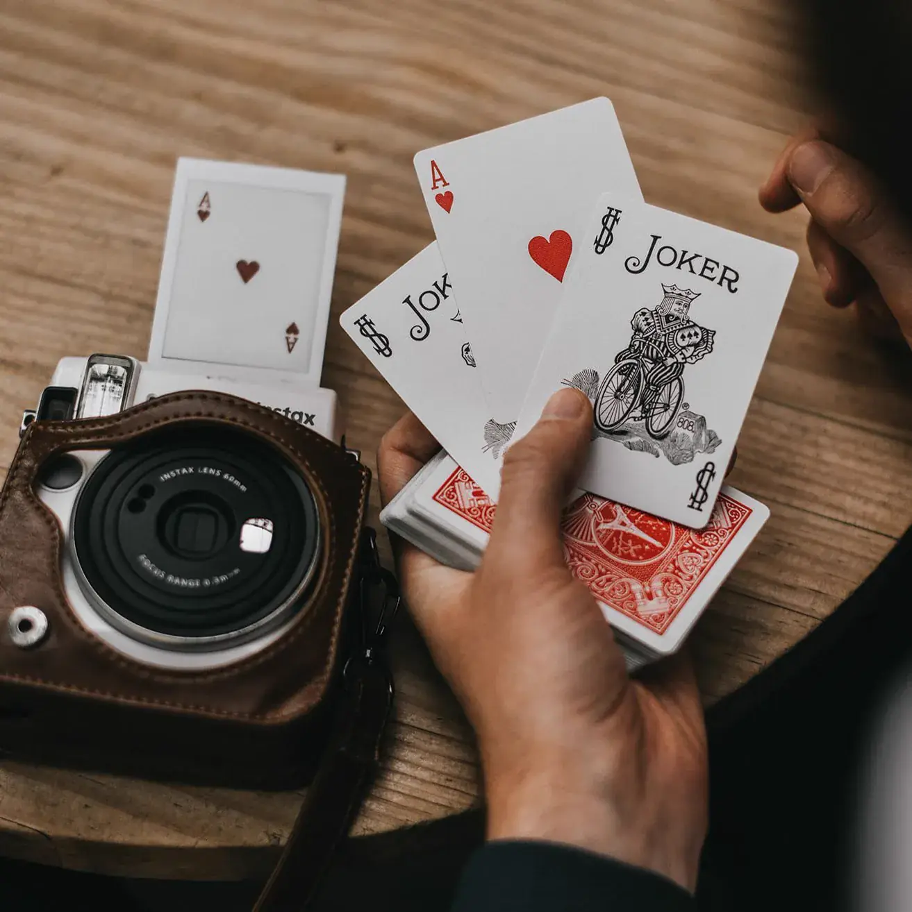 Polaroid pris pendant un mariage bohème